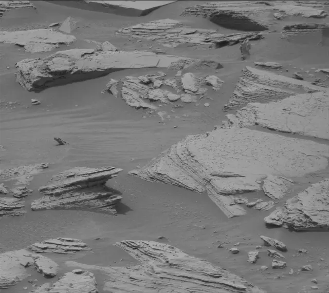 Sol 3613: Mast Camera (Mastcam)