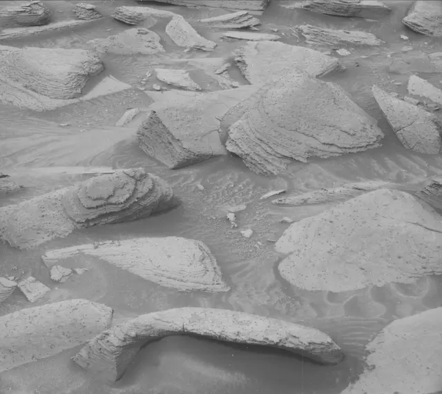 Sol 3616: Mast Camera (Mastcam)