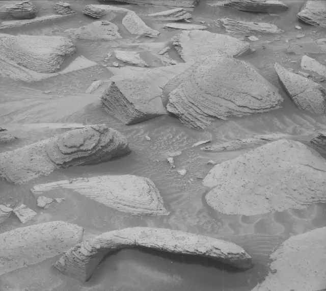 Sol 3616: Mast Camera (Mastcam)