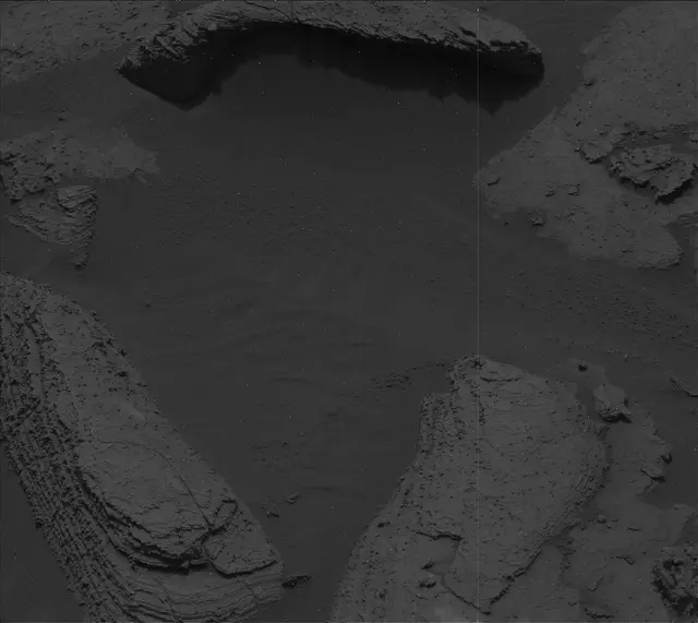 Sol 3617: Mast Camera (Mastcam)