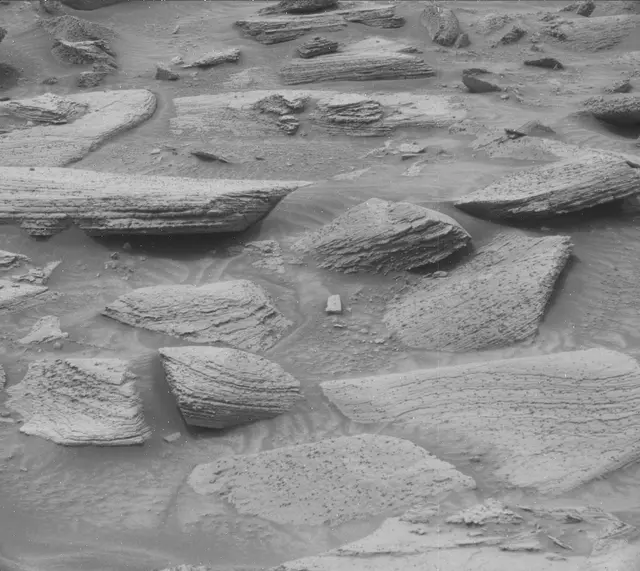 Sol 3617: Mast Camera (Mastcam)