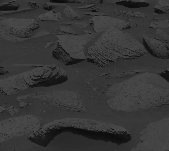 Sol 3618: Mast Camera (Mastcam)