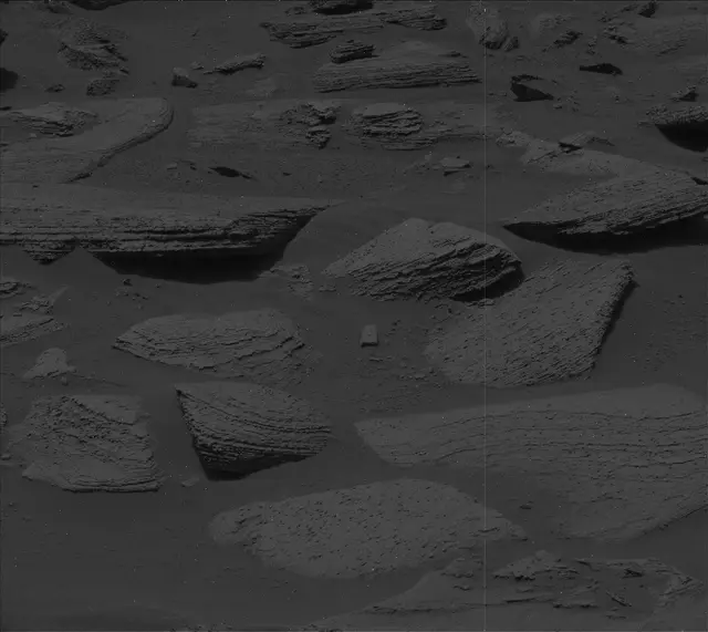 Sol 3618: Mast Camera (Mastcam)