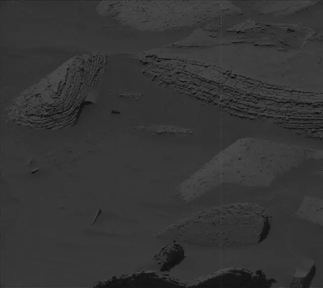 Sol 3618: Mast Camera (Mastcam)