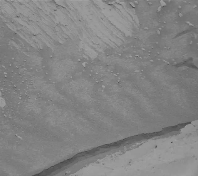 Sol 3618: Mast Camera (Mastcam)