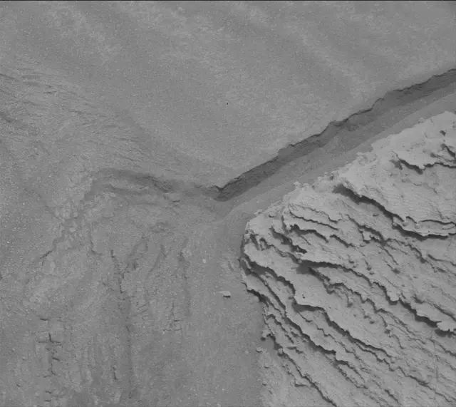 Sol 3618: Mast Camera (Mastcam)