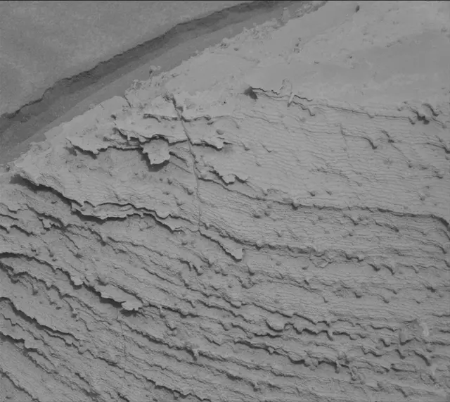 Sol 3618: Mast Camera (Mastcam)