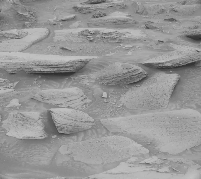 Sol 3619: Mast Camera (Mastcam)