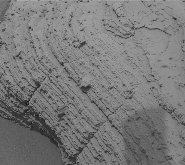 Sol 3619: Mast Camera (Mastcam)