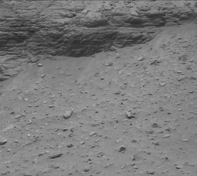 Sol 3621: Mast Camera (Mastcam)