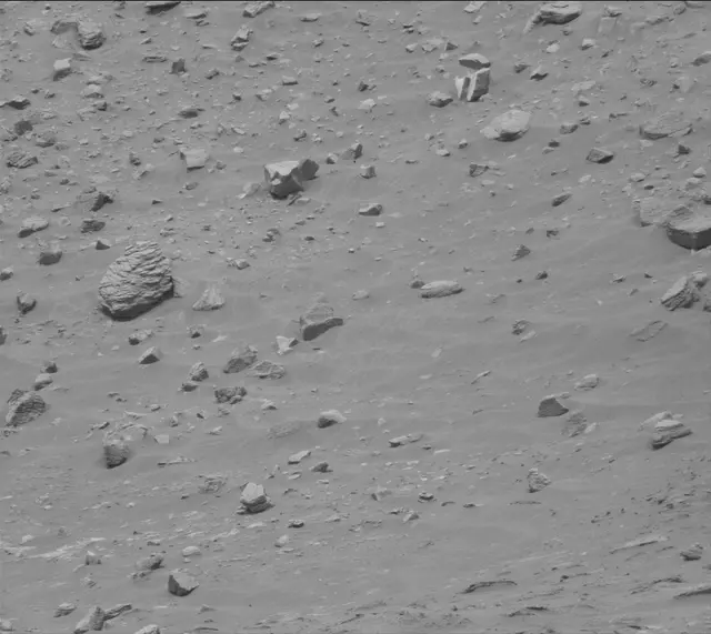 Sol 3621: Mast Camera (Mastcam)