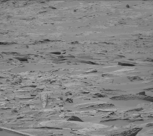 Sol 3621: Mast Camera (Mastcam)