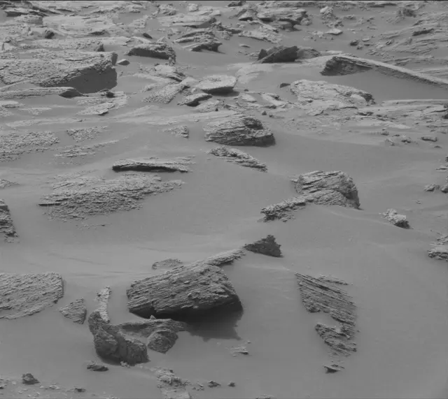 Sol 3621: Mast Camera (Mastcam)