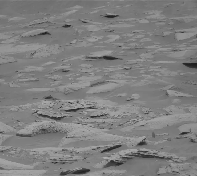 Sol 3621: Mast Camera (Mastcam)