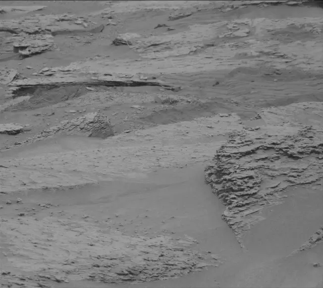 Sol 3621: Mast Camera (Mastcam)