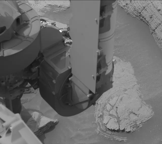 Sol 3624: Mast Camera (Mastcam)