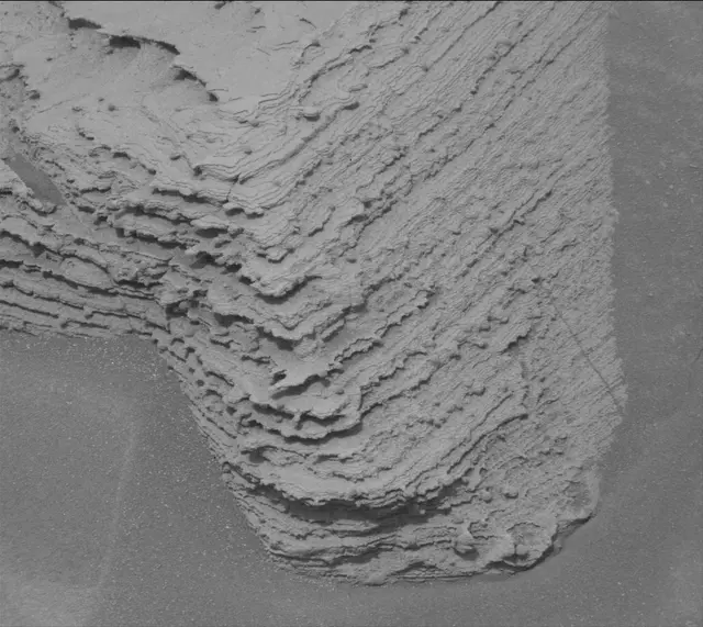 Sol 3625: Mast Camera (Mastcam)
