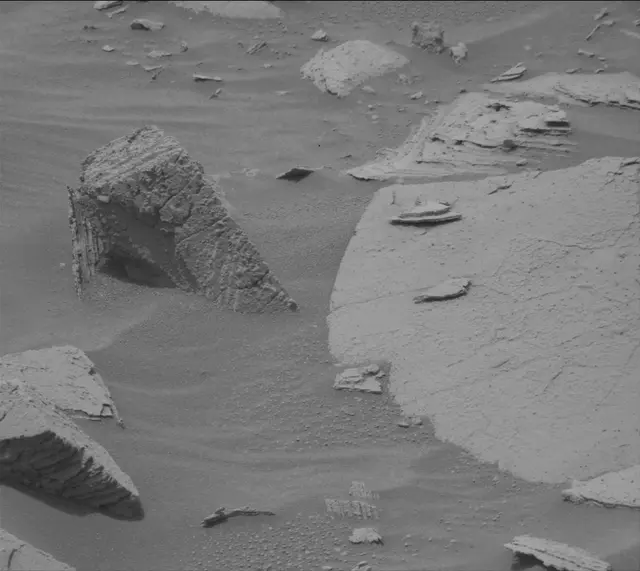 Sol 3625: Mast Camera (Mastcam)