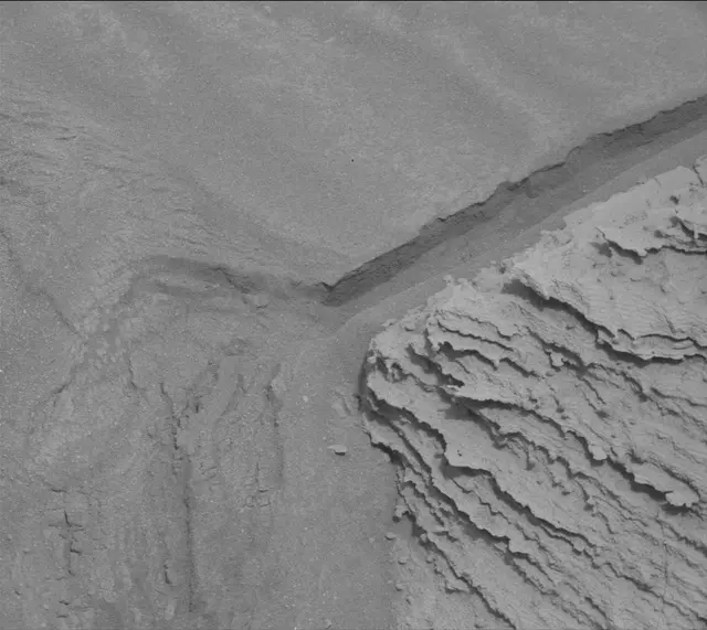Sol 3626: Mast Camera (Mastcam)