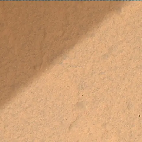 Sol 3626: Mars Hand Lens Imager (MAHLI)