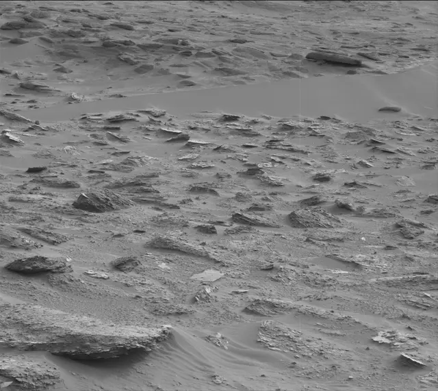Sol 3628: Mast Camera (Mastcam)