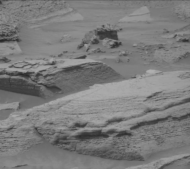 Sol 3628: Mast Camera (Mastcam)
