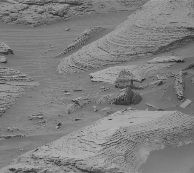 Sol 3628: Mast Camera (Mastcam)