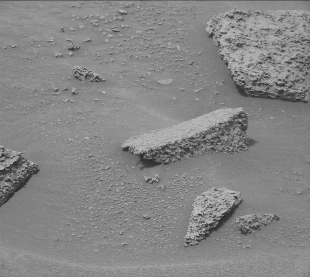 Sol 3628: Mast Camera (Mastcam)
