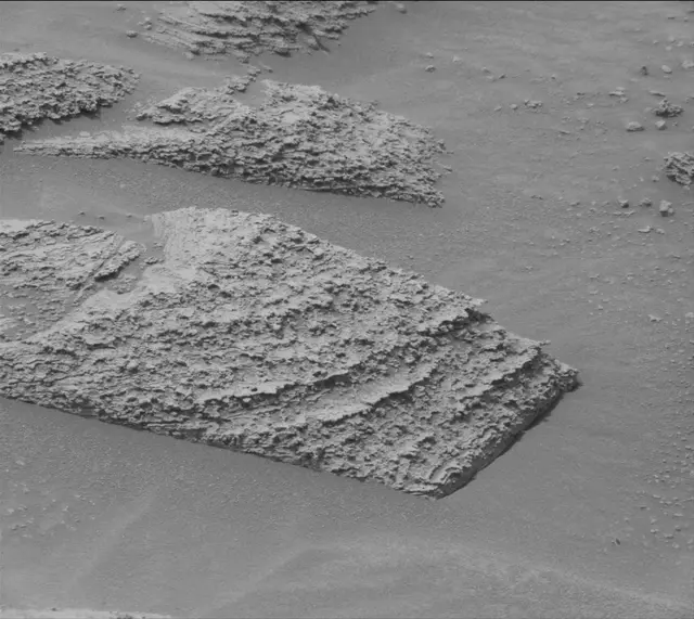 Sol 3628: Mast Camera (Mastcam)