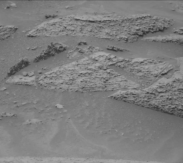 Sol 3628: Mast Camera (Mastcam)
