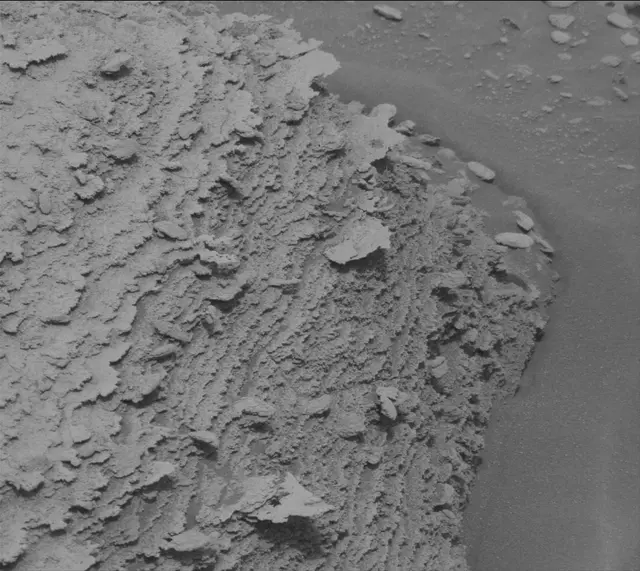 Sol 3628: Mast Camera (Mastcam)