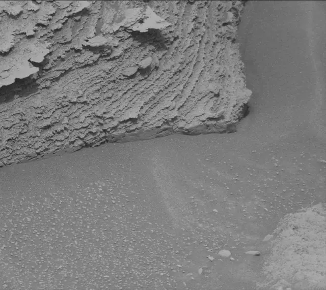 Sol 3628: Mast Camera (Mastcam)