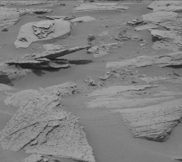 Sol 3628: Mast Camera (Mastcam)