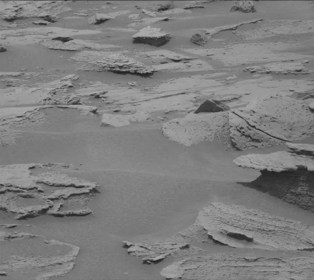 Sol 3628: Mast Camera (Mastcam)