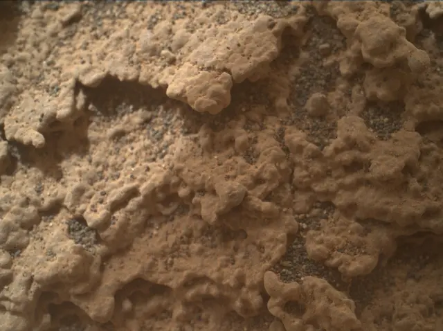 Sol 3628: Mars Hand Lens Imager (MAHLI)