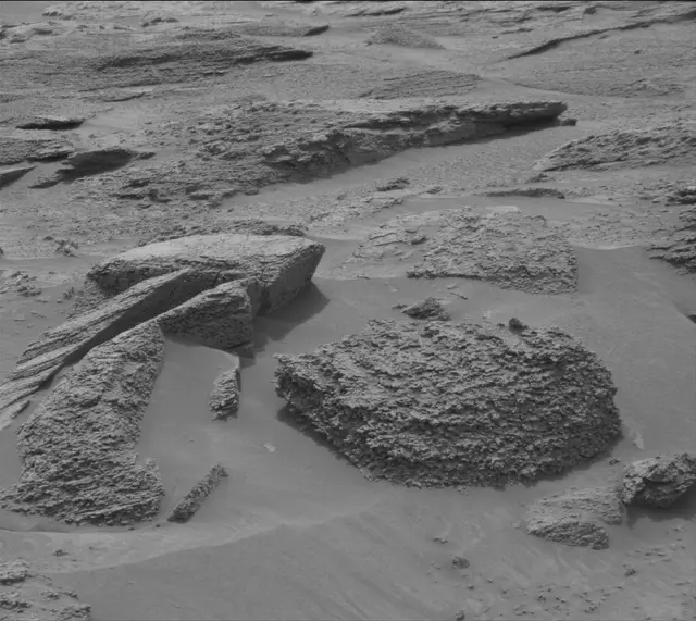Sol 3630: Mast Camera (Mastcam)
