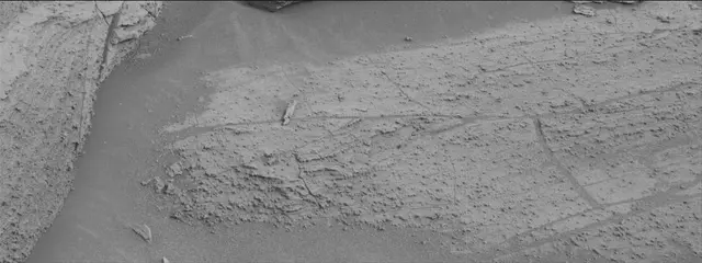 Sol 3631: Mast Camera (Mastcam)