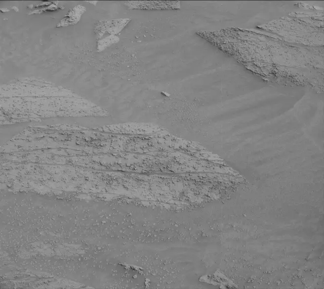 Sol 3631: Mast Camera (Mastcam)