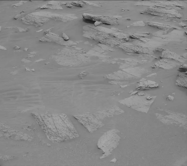 Sol 3631: Mast Camera (Mastcam)