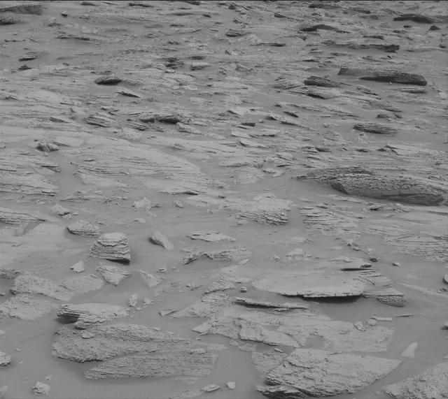 Sol 3631: Mast Camera (Mastcam)