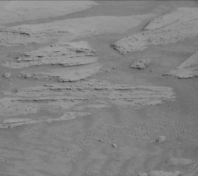 Sol 3631: Mast Camera (Mastcam)