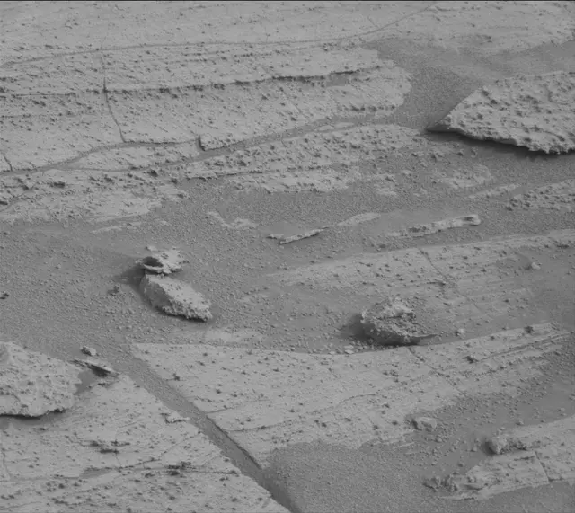 Sol 3631: Mast Camera (Mastcam)