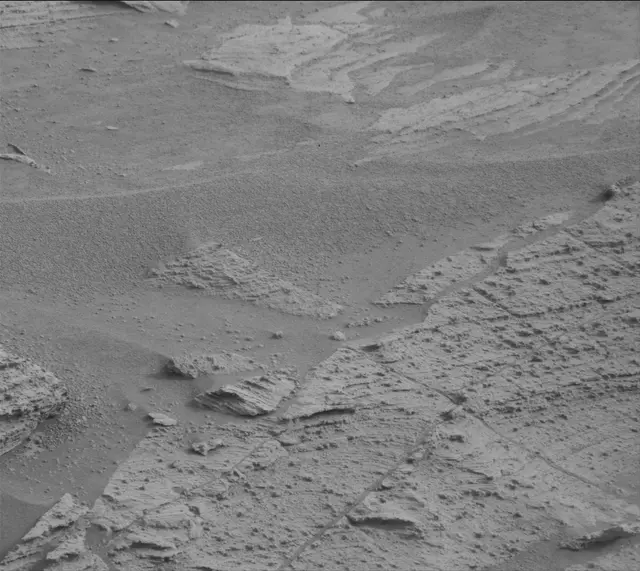 Sol 3631: Mast Camera (Mastcam)