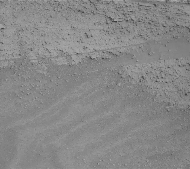Sol 3631: Mast Camera (Mastcam)