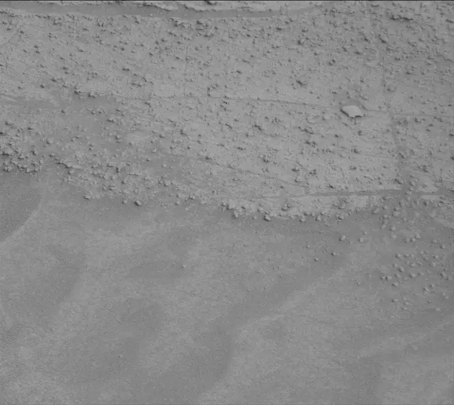 Sol 3631: Mast Camera (Mastcam)