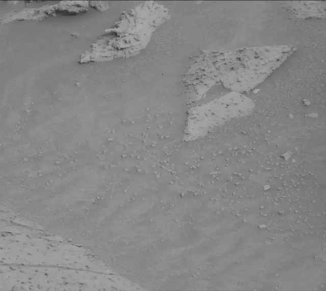 Sol 3631: Mast Camera (Mastcam)
