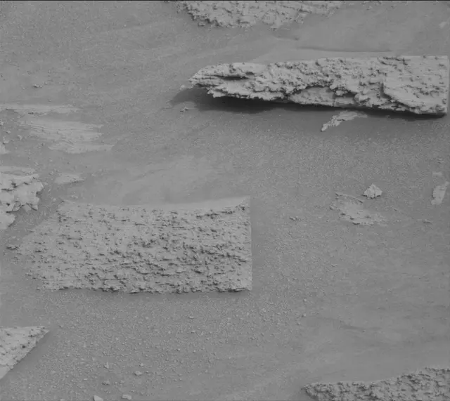 Sol 3631: Mast Camera (Mastcam)