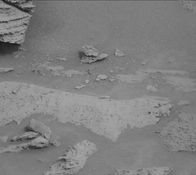 Sol 3631: Mast Camera (Mastcam)
