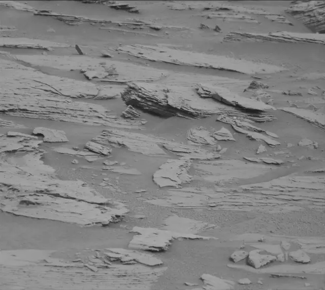 Sol 3631: Mast Camera (Mastcam)