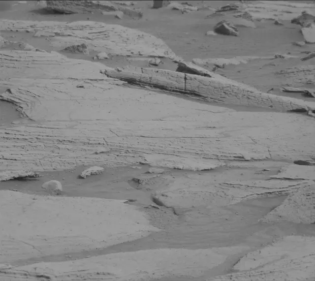 Sol 3631: Mast Camera (Mastcam)